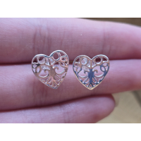 Echt zilveren oorbel stekers bewerkte hartjes 